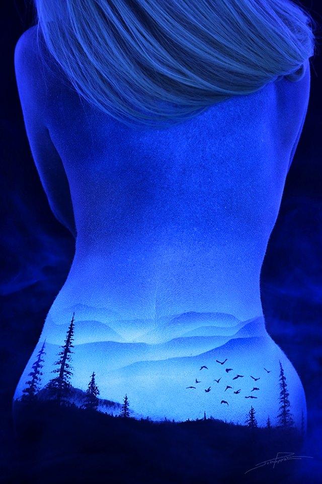 Poppleton06 Сказочные пейзажи на телах девушек