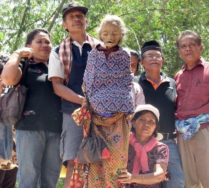 funerals03 Это еще не конец: самые странные похоронные ритуалы мира