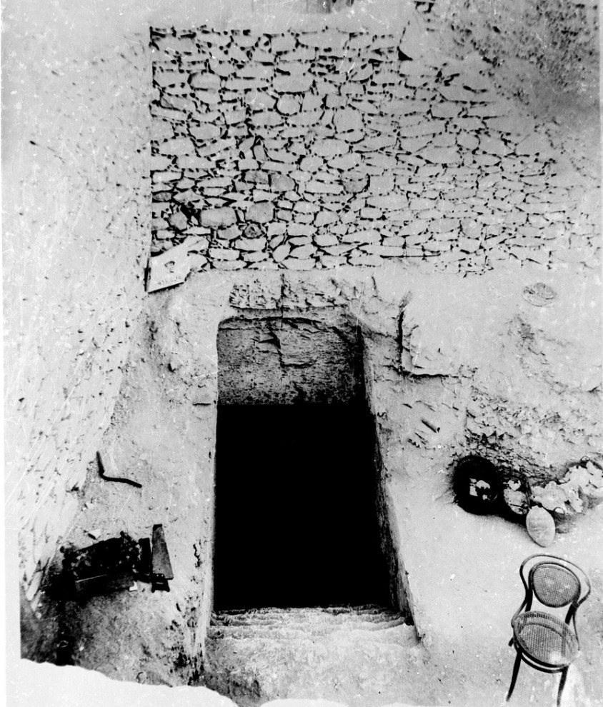 2.
Детальное фото гробницы Тутанхамона, правившего Египтом с 1358 <br
/>по 1350 гг до н.э. (AP Photo)