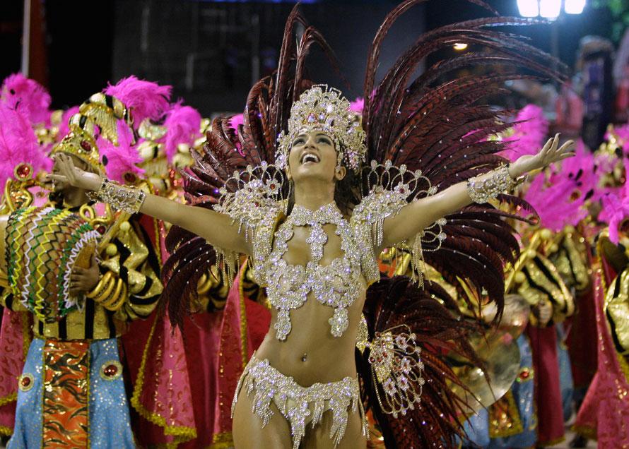 Он начнется... Бразильский карнавал пройдет в Москве