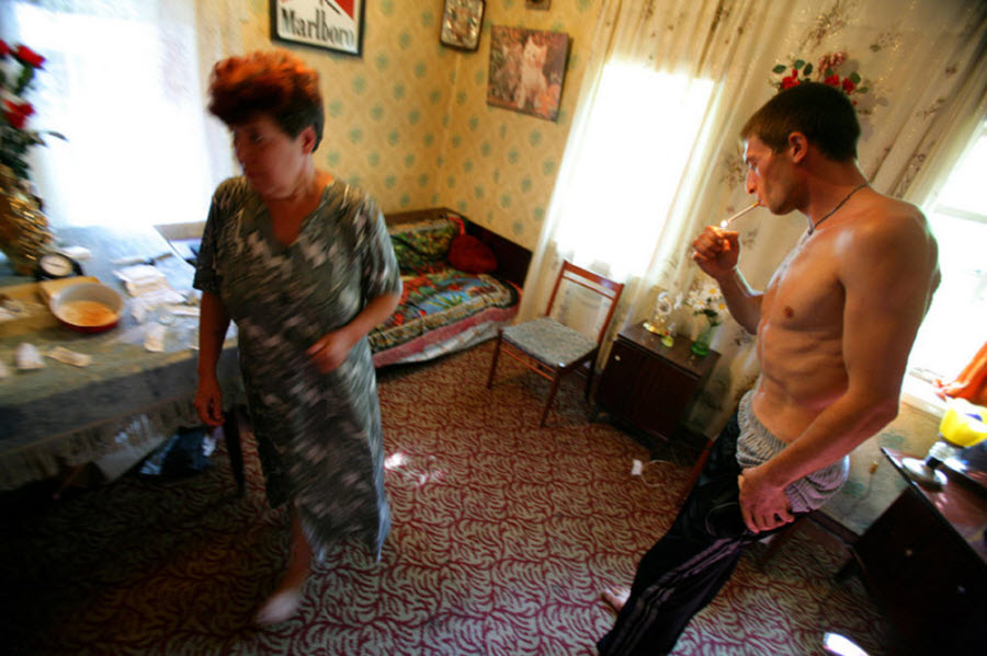 293 Украина: секс, наркомания, бедность и СПИД (Часть 1)