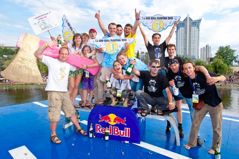 Red Bull FlugTag 2010 в Киеве Red Bull FlugTag 2010 в Киеве