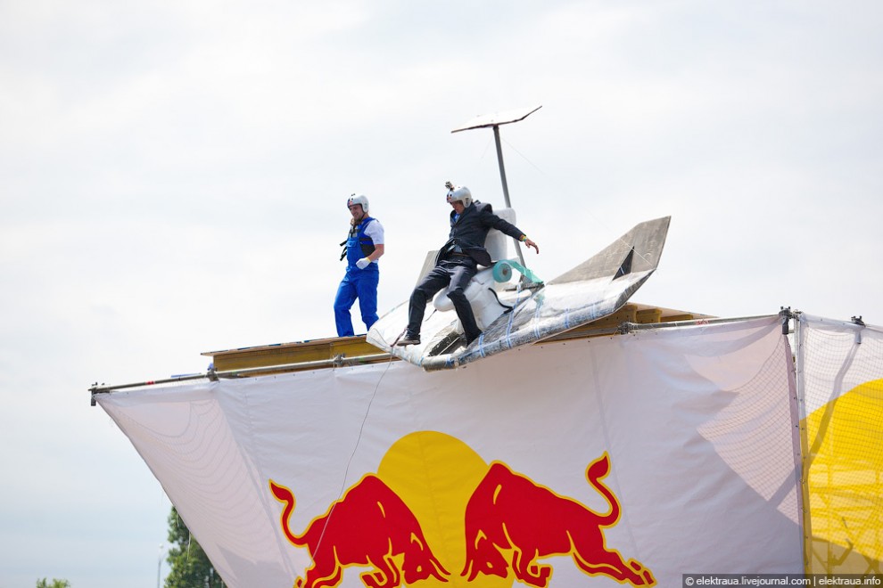 Red Bull FlugTag 2010 в Киеве Red Bull FlugTag 2010 в Киеве