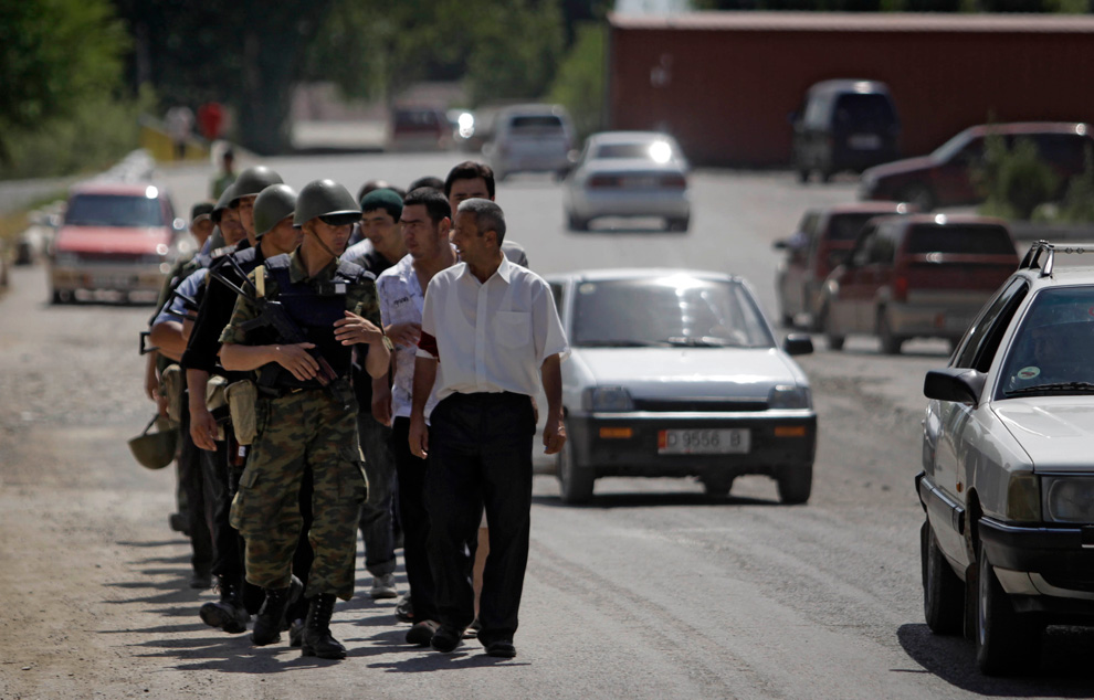 k32 2391 Кровавые беспорядки в кыргызском Оше (Часть 4)