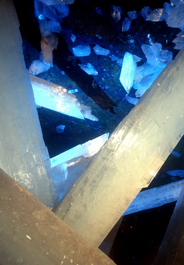 Пещера гигантских кристаллов