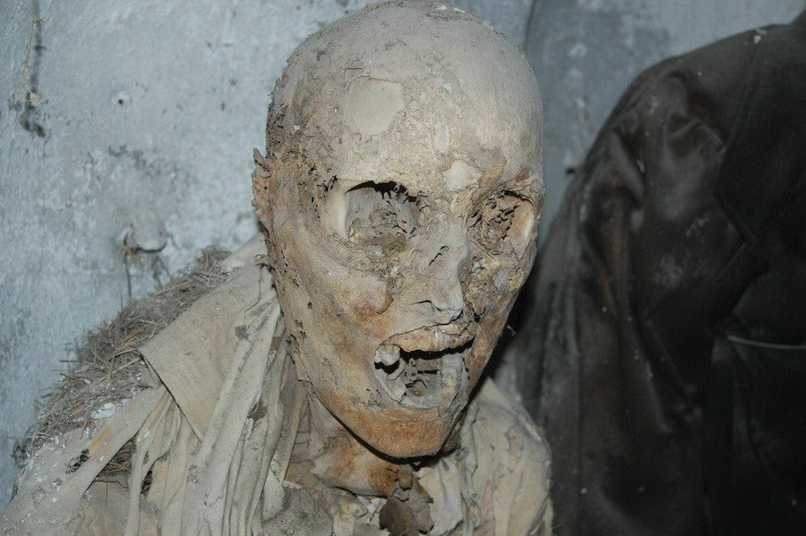 1065 Музей мертвецов в Палермо