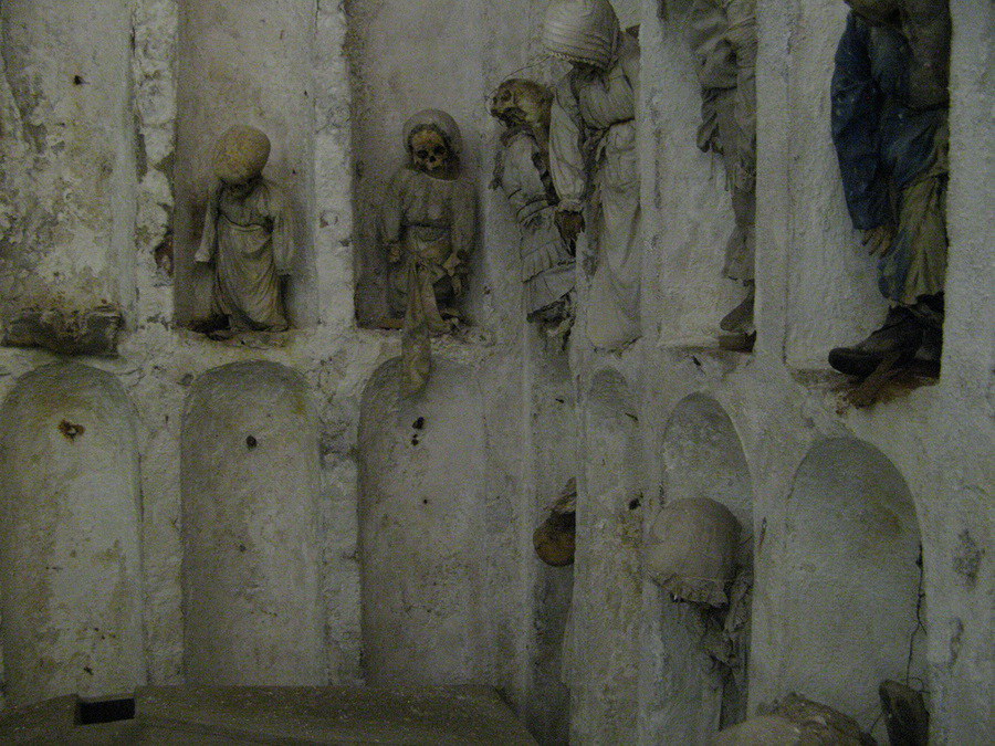 2820 Музей мертвецов в Палермо