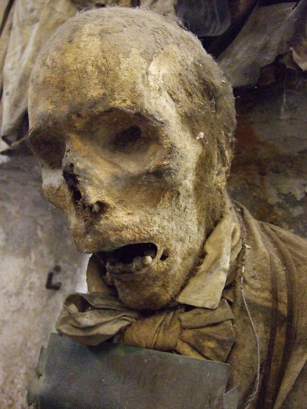 3128 Музей мертвецов в Палермо