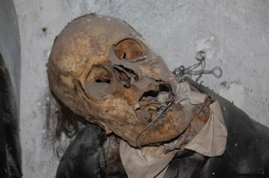 959 Музей мертвецов в Палермо