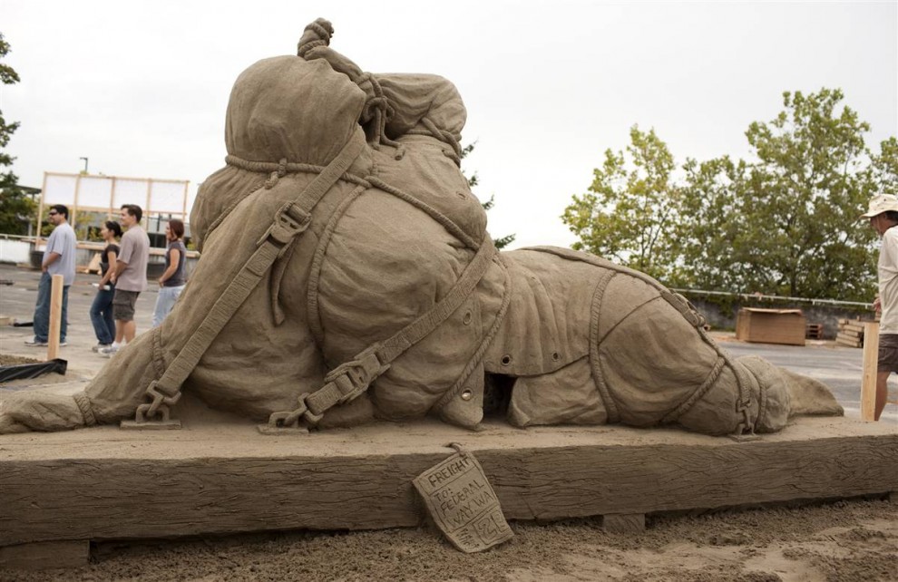 Конкурс скульптур из песка