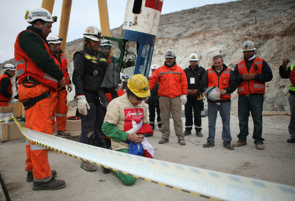 c32 2548 Операция по спасению шахтеров в Чили (Часть 2)