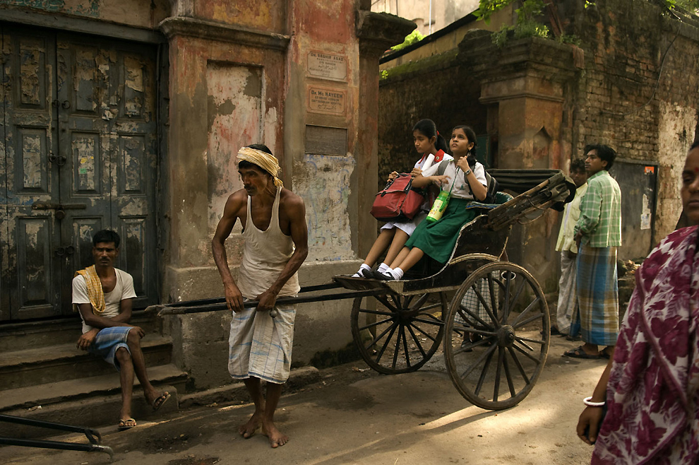 0118 Рикши на улицах Калькутты