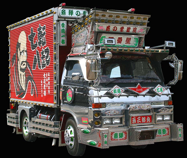 0160 Тюнинг по японски: грузовики Декотора