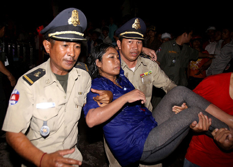 0847 Трагедия на водном фестивале в Камбодже