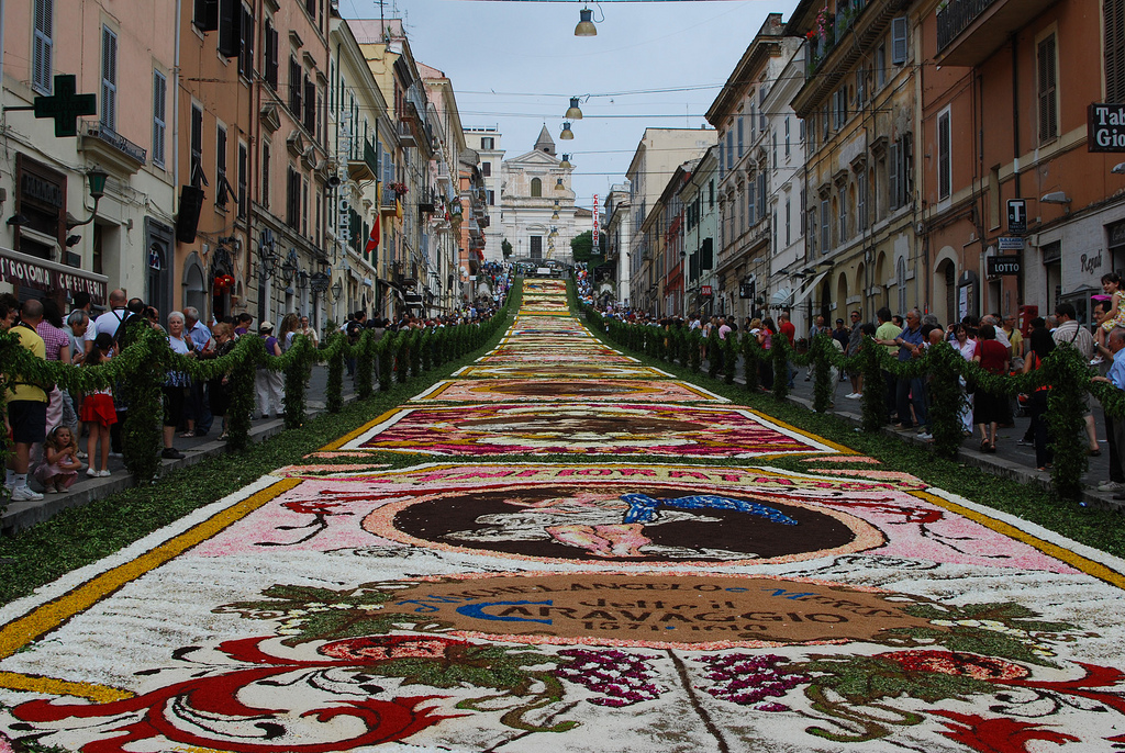 16 Цветочные ковры Италии