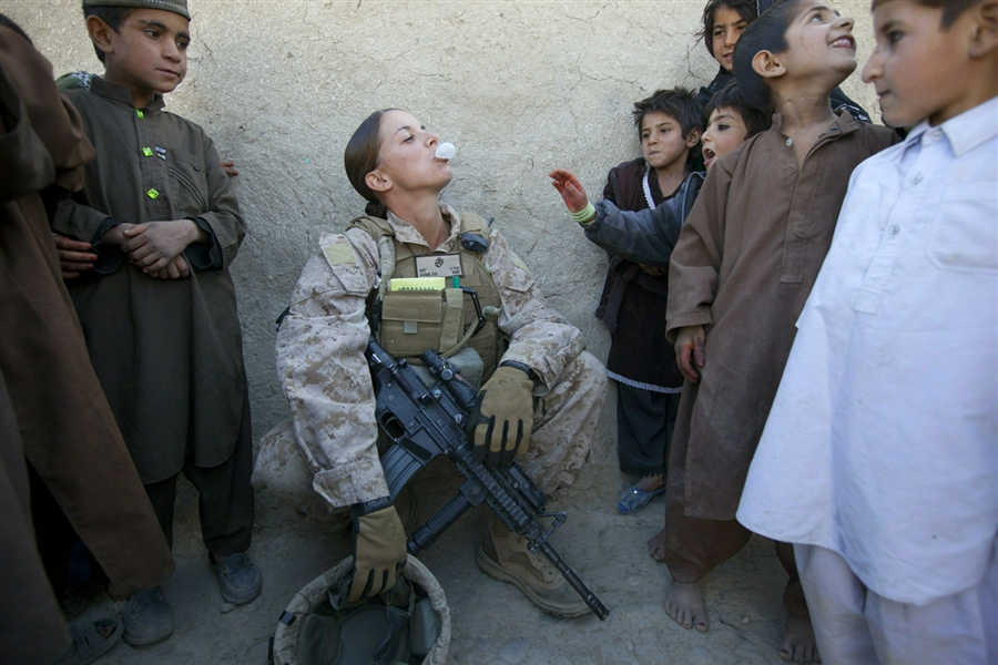 514 Женщины военные в Афганистане