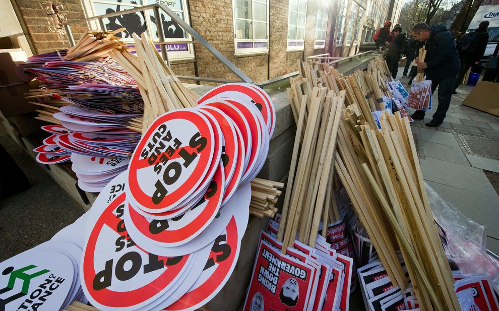 l02 2626 Студенческие акции протеста в Лондоне