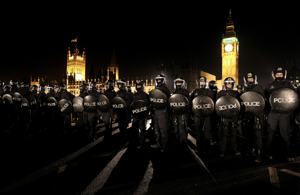 l24 2626 Студенческие акции протеста в Лондоне