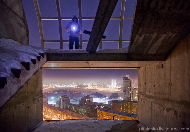 Екатеринбург с высоты: ЖК "Космос", 25 этажей.