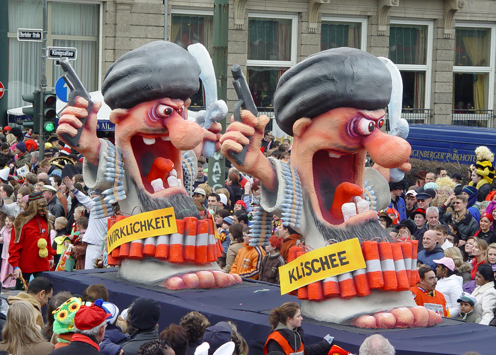 034 
Политическая сатира на немецких карнавалах