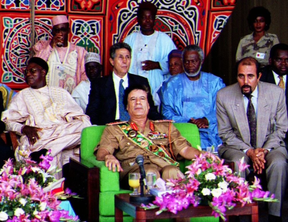 12 990x763 Муаммар Каддафи в разные годы своего правления
