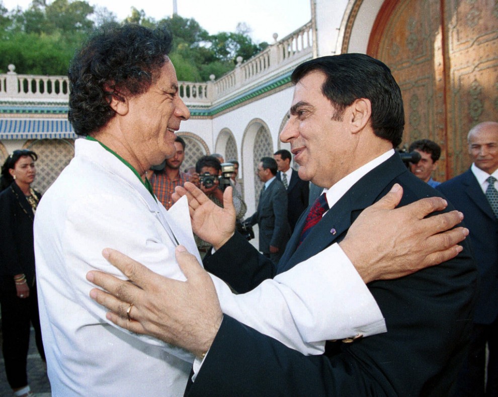 15 990x789 Муаммар Каддафи в разные годы своего правления