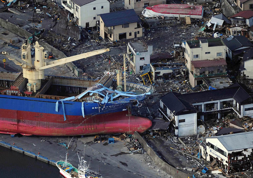 2716 Последствия землетрясения и цунами в Японии