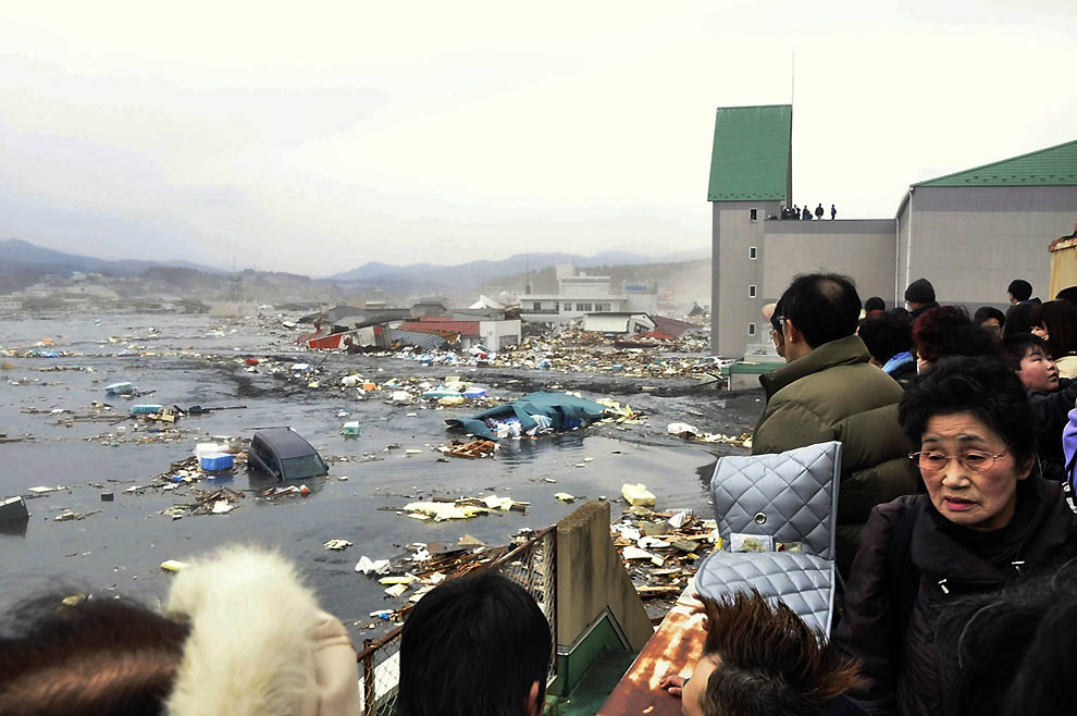 384 tsunami dan konsekuensi lain dari gempa di Jepang