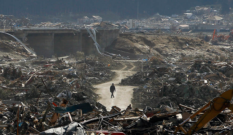 bp166 Япония: через неделю после землетрясения