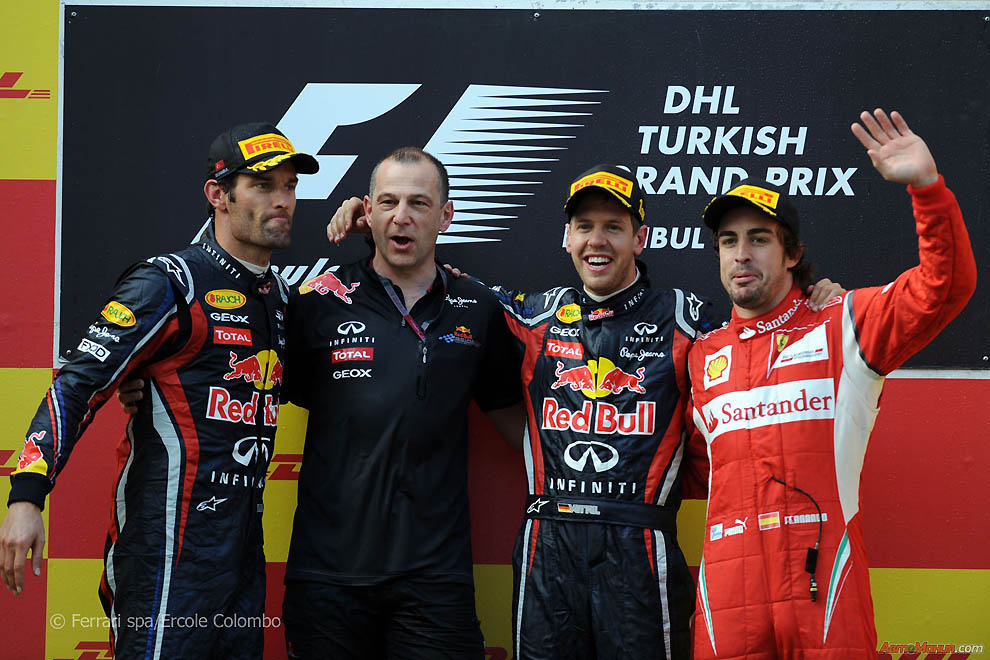 Формула-1 фото: за кадром гран-при Турции 2011