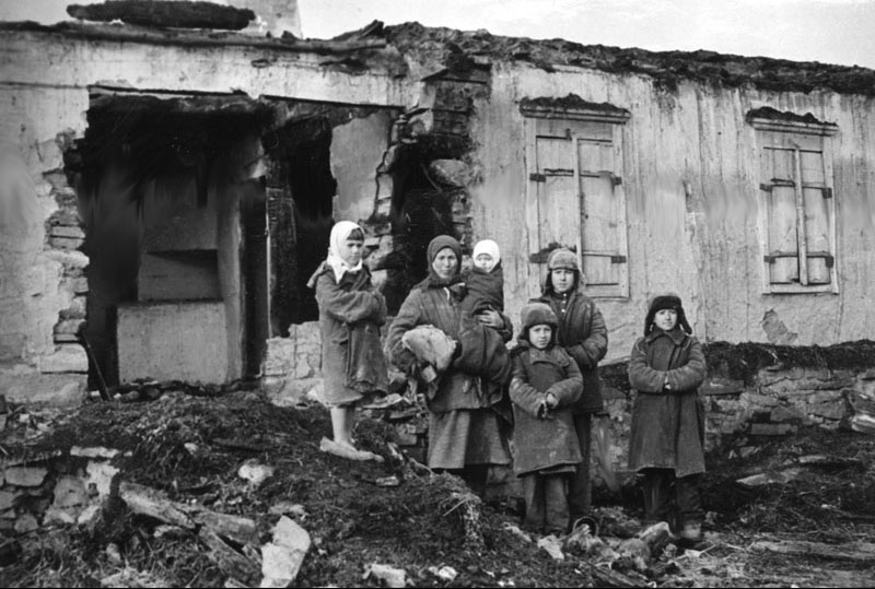 1941
 год в черно-белых фотографиях