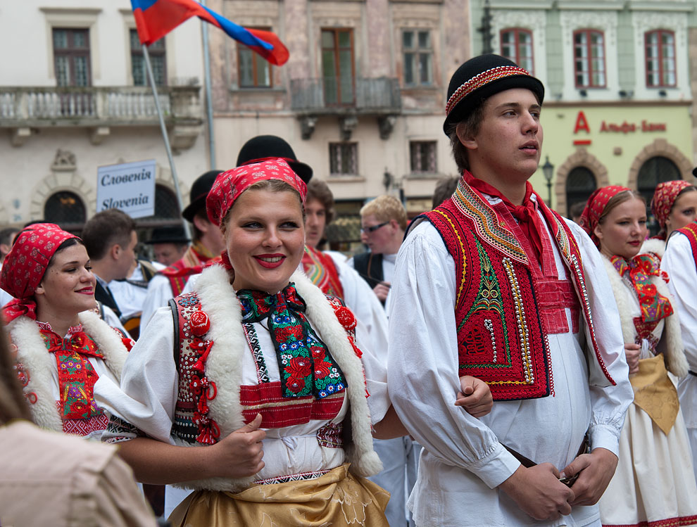 parad27 День города во Львове: Праздничное шествие