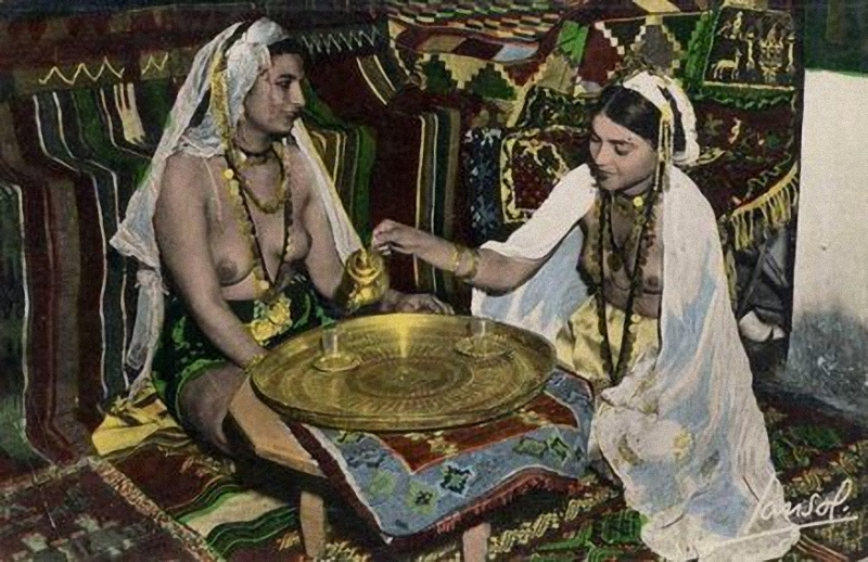 Sebuah popup rendah erotika Arab awal abad 20