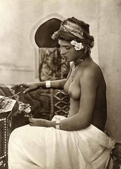 24 popup rendah erotika Arab awal abad 20