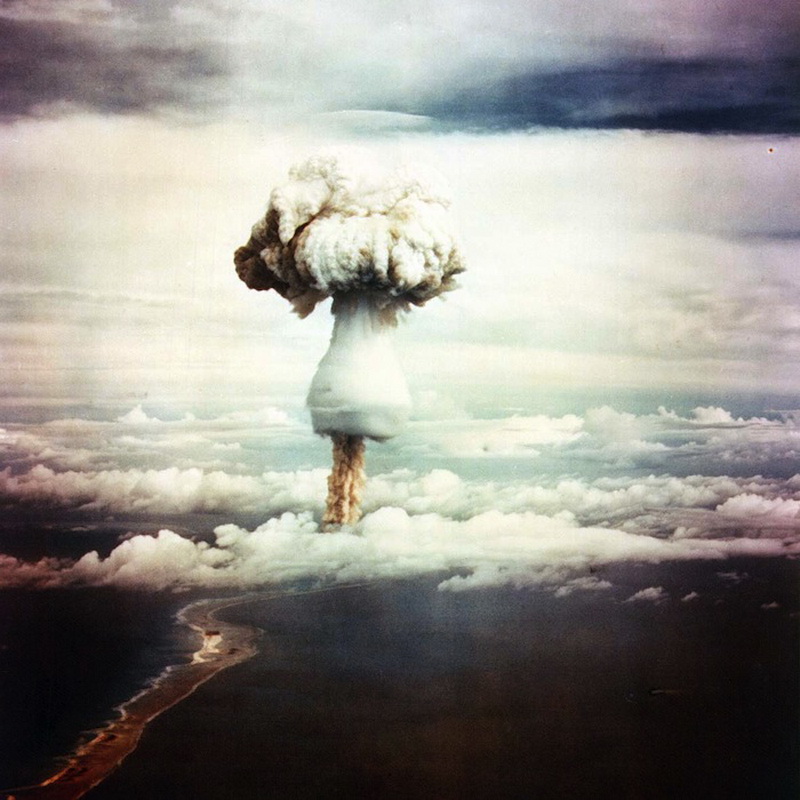 Foto ledakan nuklir