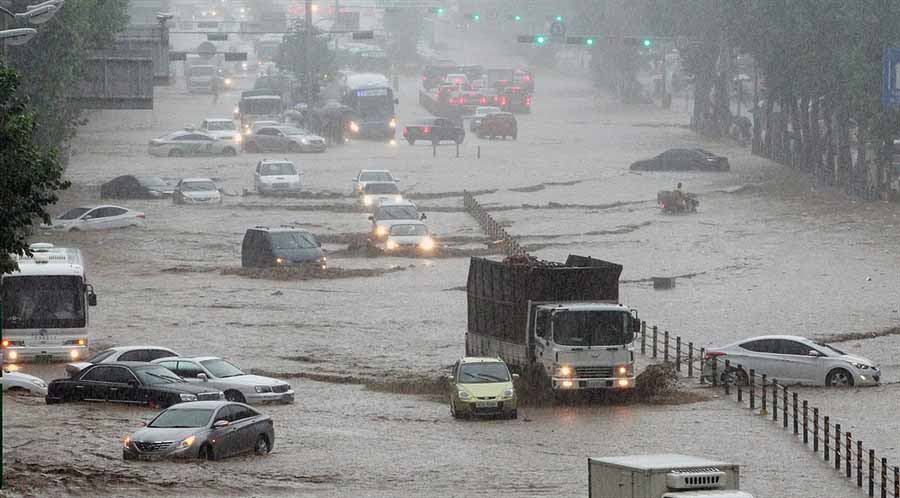 rainyskorea16 В Южной Корее льют дожди века и гибнут люди