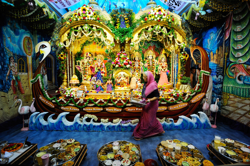 10111 Индийский фестиваль Кришна джанмаштами