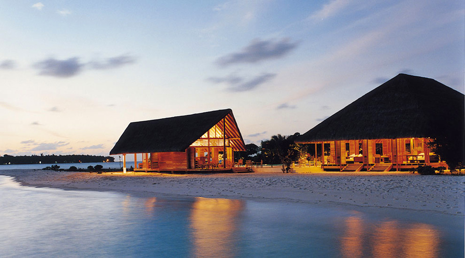 1124 Cocoa Island Resort – неизменная роскошь на Мальдивах