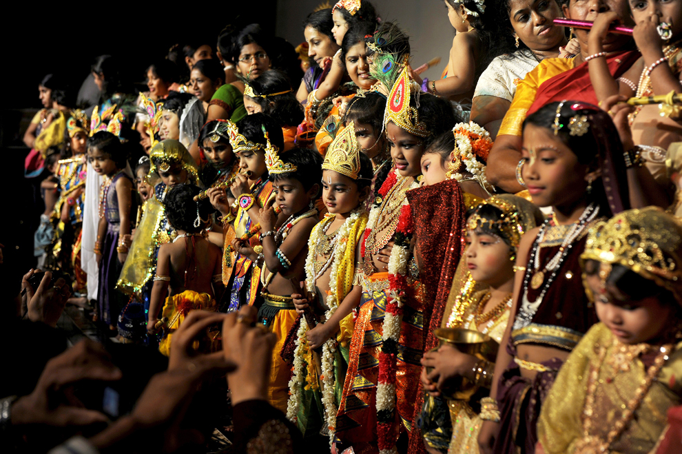12120 Индийский фестиваль Кришна джанмаштами