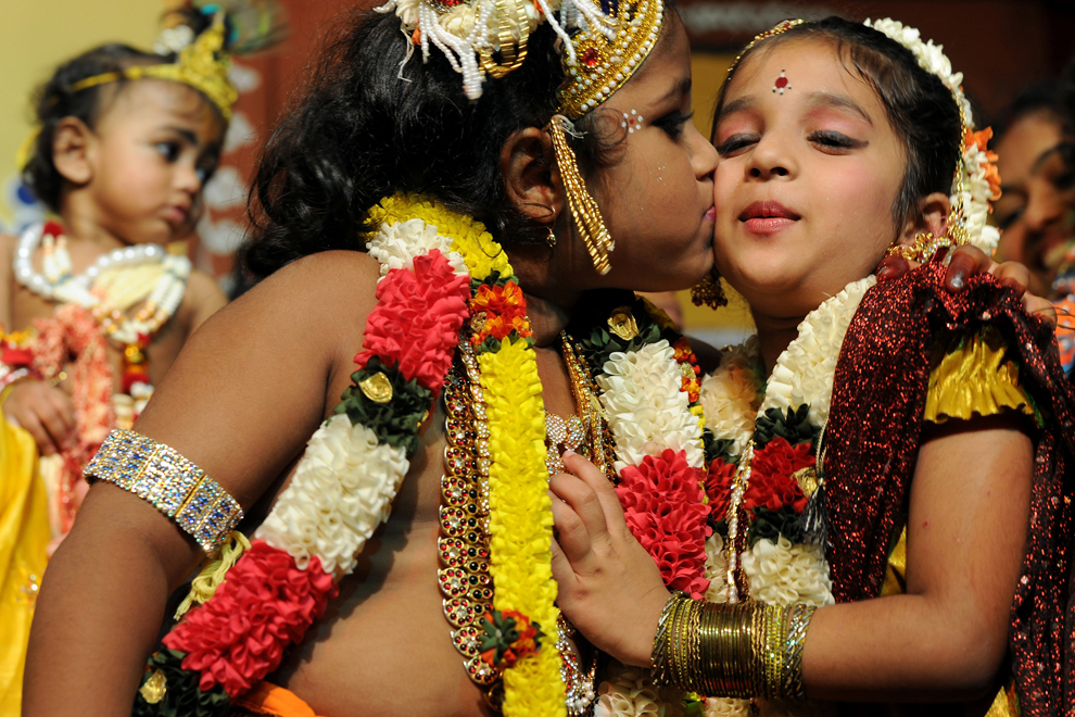 13106 Индийский фестиваль Кришна джанмаштами