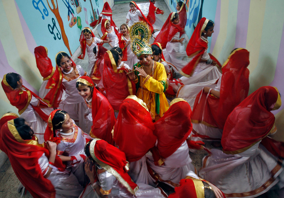 2661 Индийский фестиваль Кришна джанмаштами