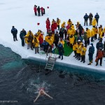 3619 150x150 Уникальные фотографии ледокола с воздуха на Полюсе в условиях полярной ночи