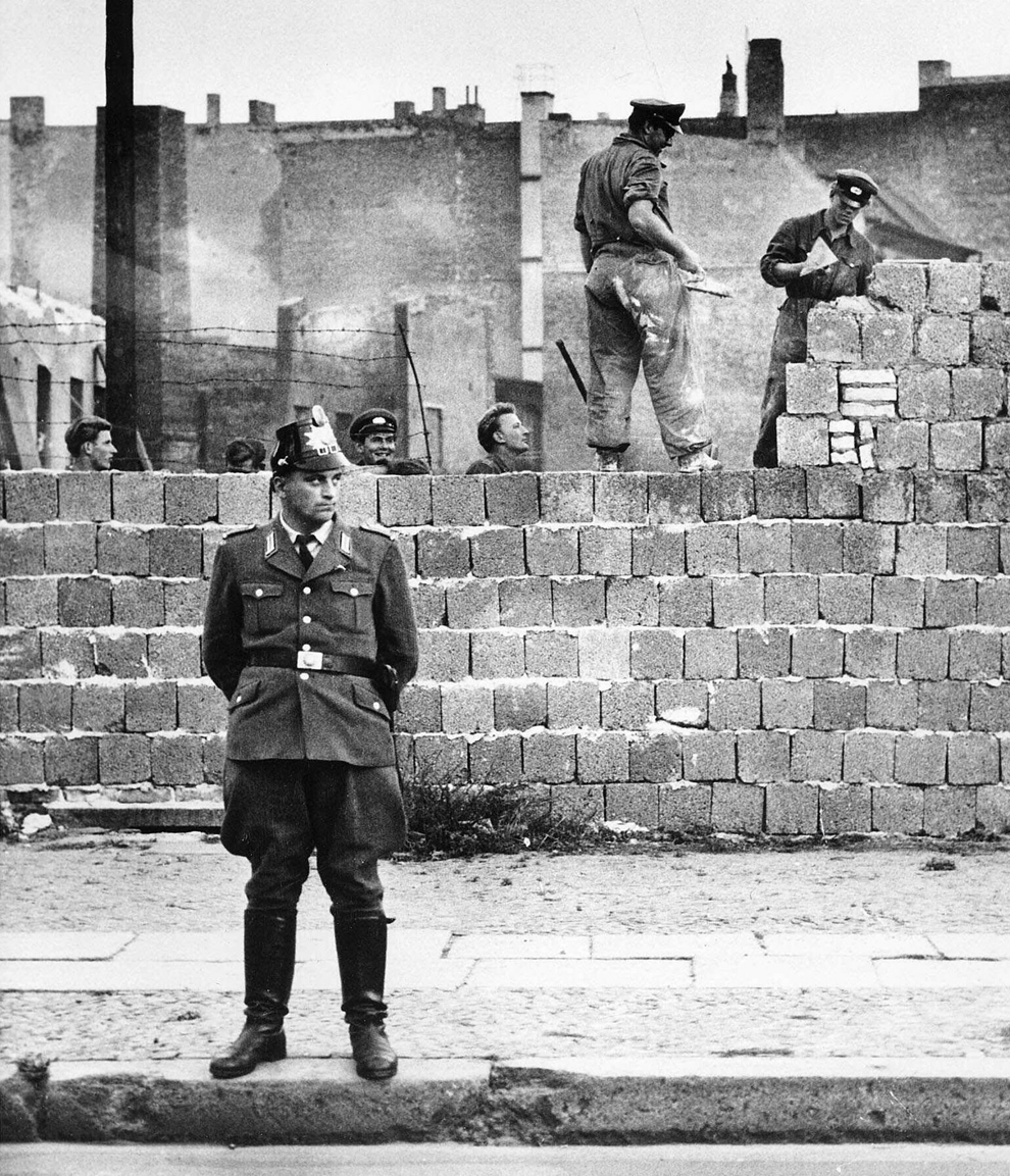 bp132 50 лет с момента строительства Берлинской стены