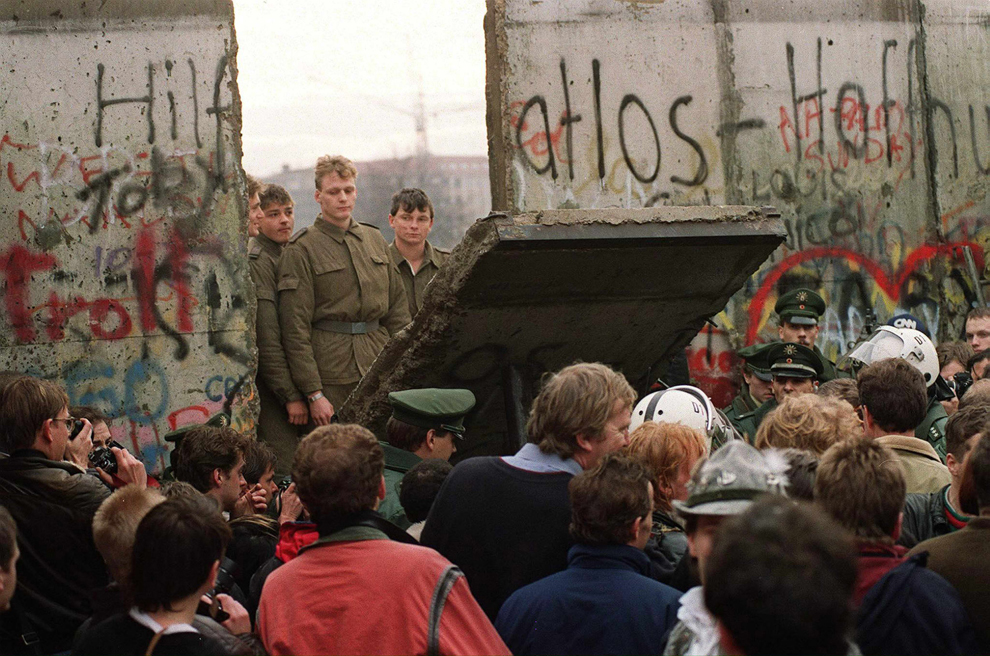 bp242 50 лет с момента строительства Берлинской стены