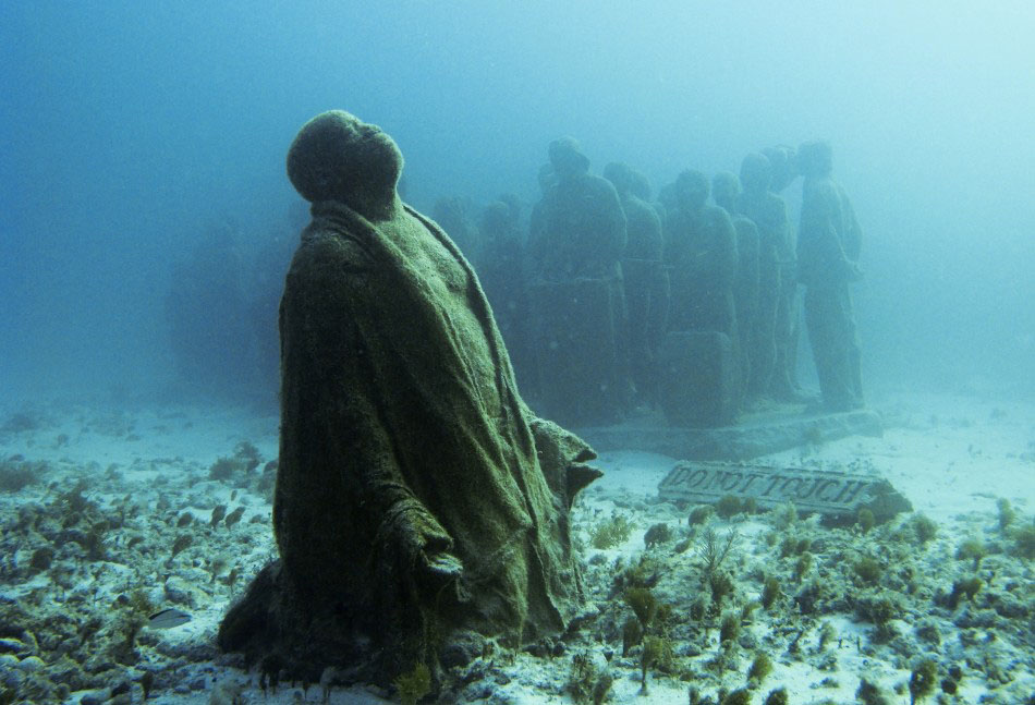 157453 f Подводные скульптуры превращаются в чудеса природы