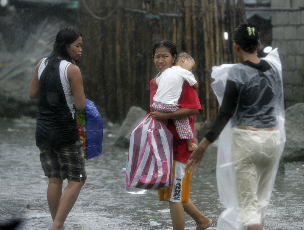 182 Topan "Nesat" di Filipina
