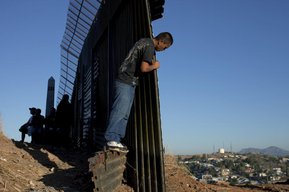 Hari kerja border01 AS-Meksiko perbatasan