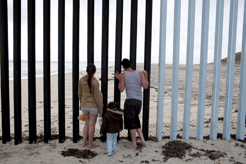 Hari kerja border18 AS-Meksiko perbatasan