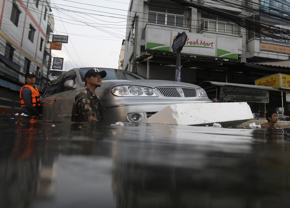thailand banjir Banjir 1027 di Thailand, 09 di Bangkok terancam 