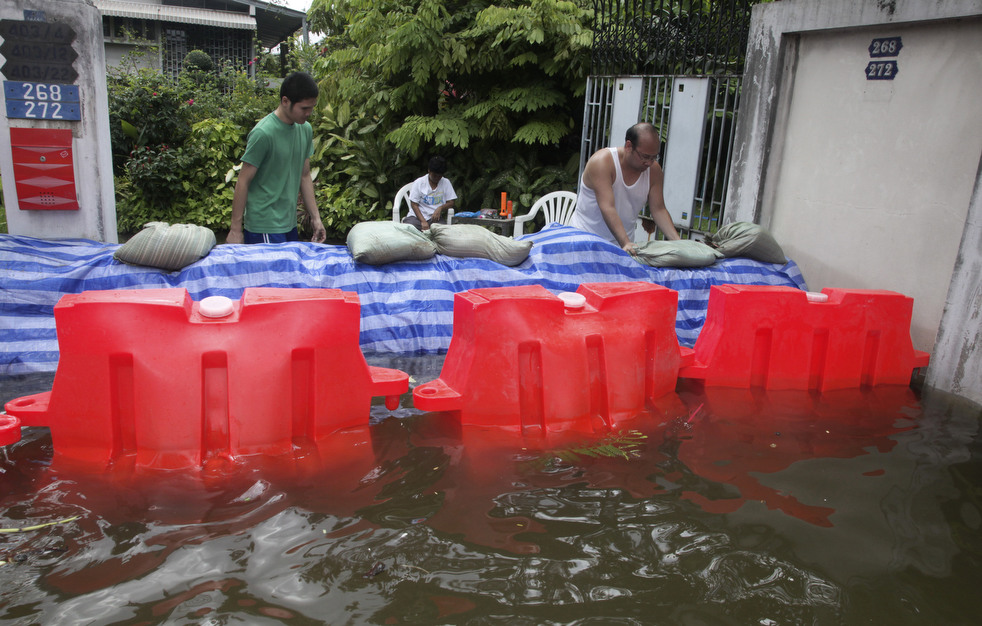 thailand banjir Banjir 1027 di Thailand, 16 di Bangkok terancam 